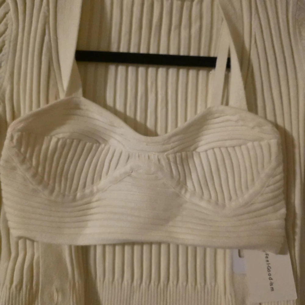 Commense Cream Ribbed Crop Top - Picture 2 of 4